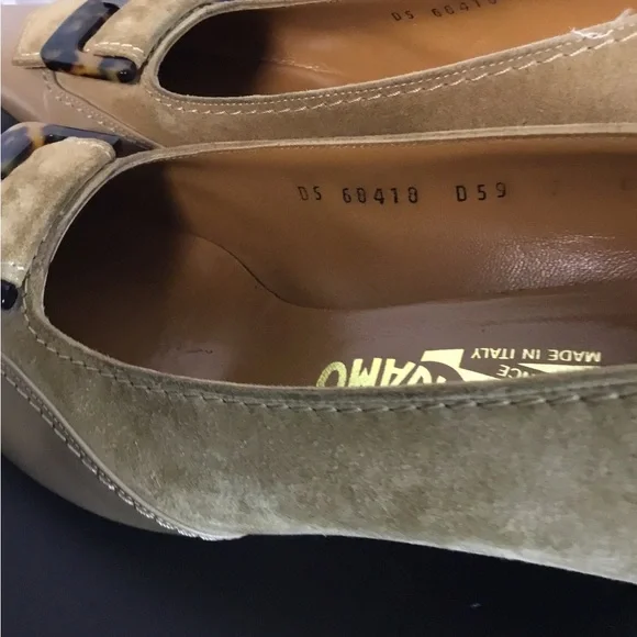 Salvatore Ferragamo Beige Leather Pointed Toe Pumps - Picture 9 of 9